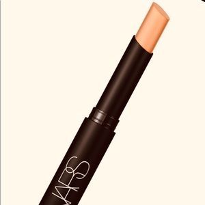 ❣️❣️NARS A CREASE-PROOF, LONG-LASTING CONCEALER 🌹